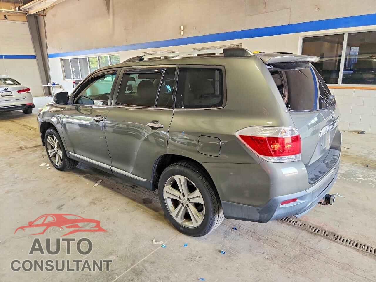 TOYOTA HIGHLANDER 2011 - 5TDYK3EH6BS049362