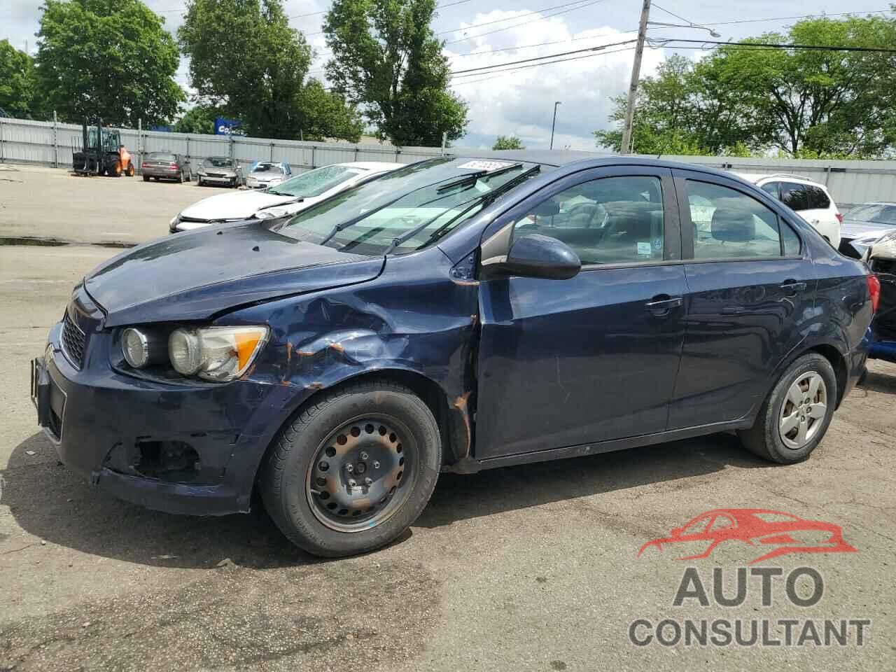 CHEVROLET SONIC 2016 - 1G1JA5SH0G4164037