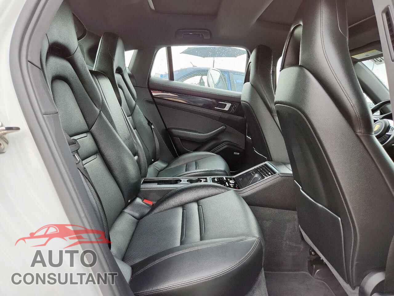 PORSCHE PANAMERA 2019 - WP0AA2A79KL101936