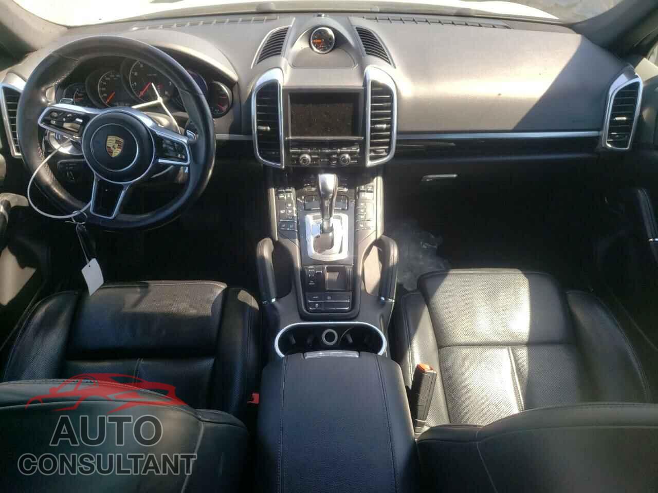 PORSCHE CAYENNE 2016 - WP1AA2A20GLA10662