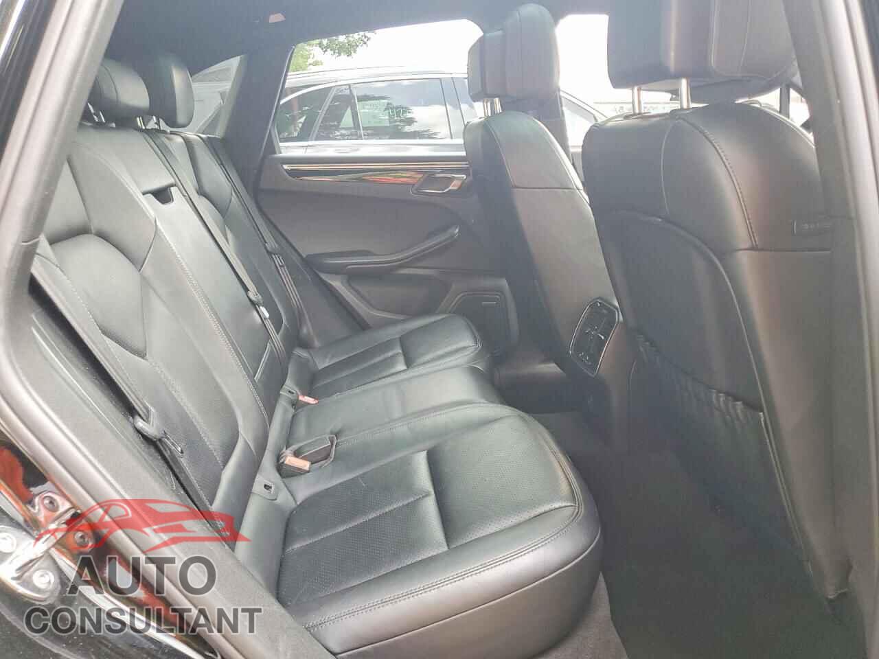 PORSCHE MACAN 2017 - WP1AA2A55HLB08582