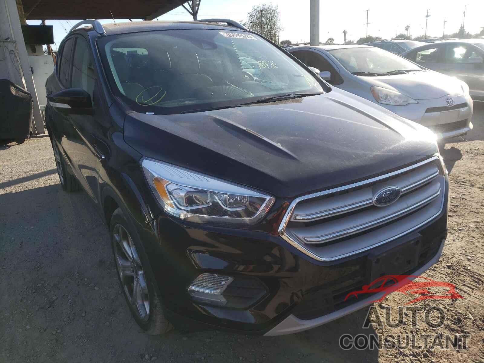 FORD ESCAPE 2019 - 1FMCU9J9XKUC32759