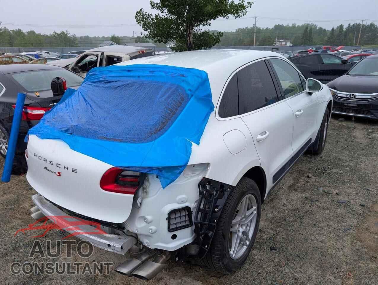 PORSCHE MACAN 2016 - WP1AB2A58GLB46870