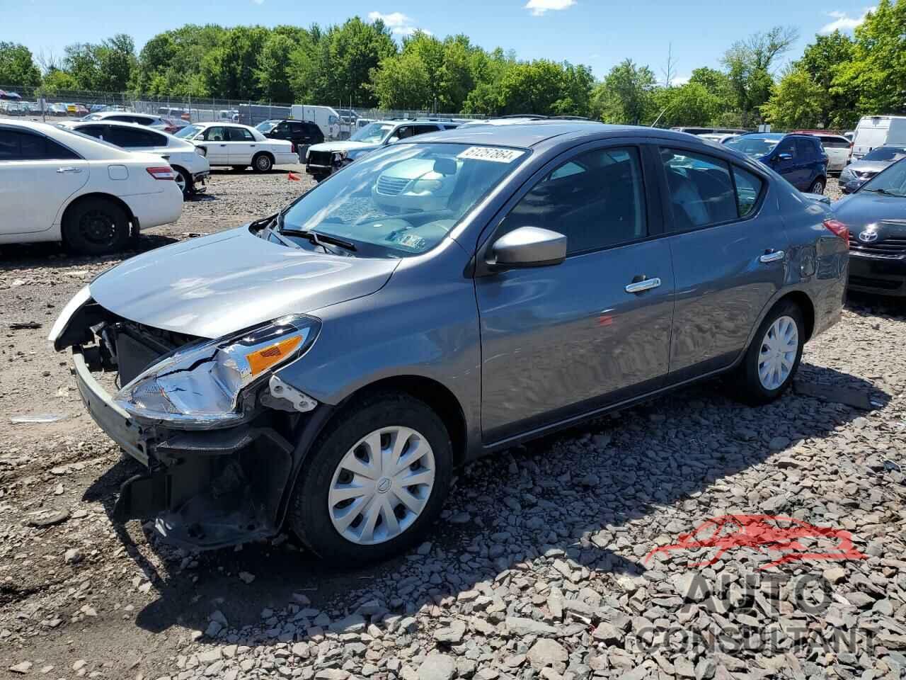 NISSAN VERSA 2018 - 3N1CN7APXJL884913