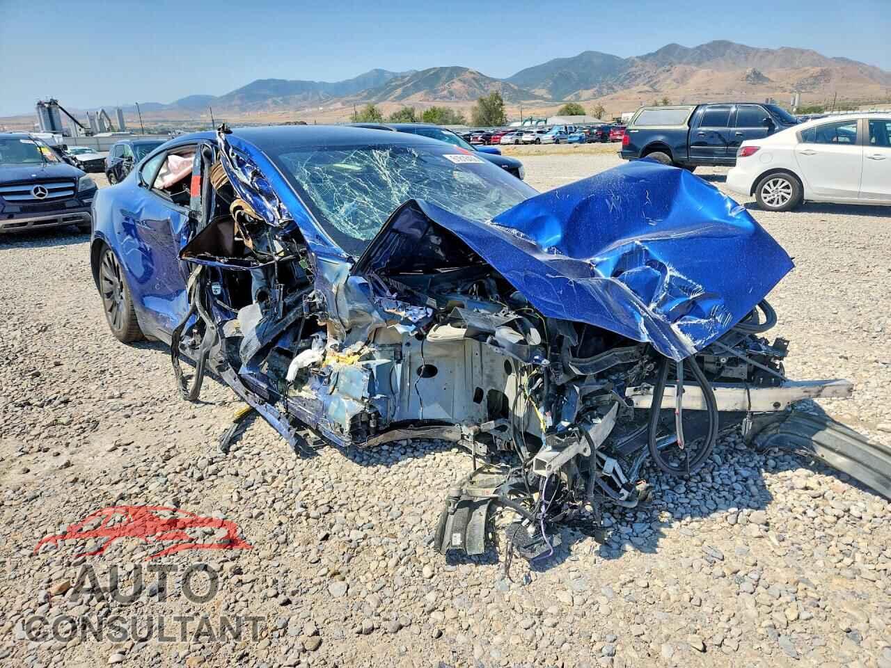 TESLA MODEL S 2022 - 5YJSA1E66NF463567