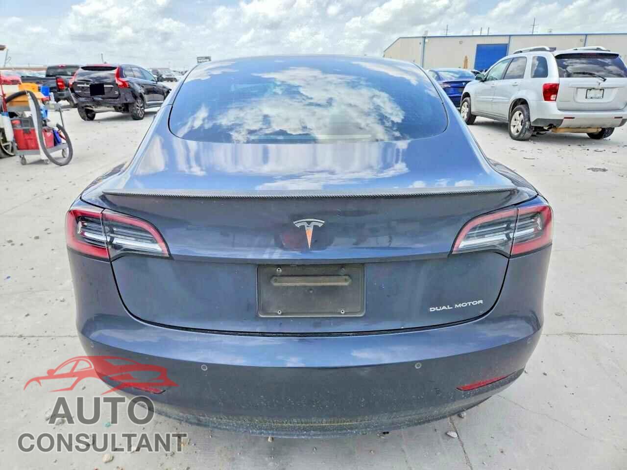 TESLA MODEL 3 2021 - 5YJ3E1EB8MF836726