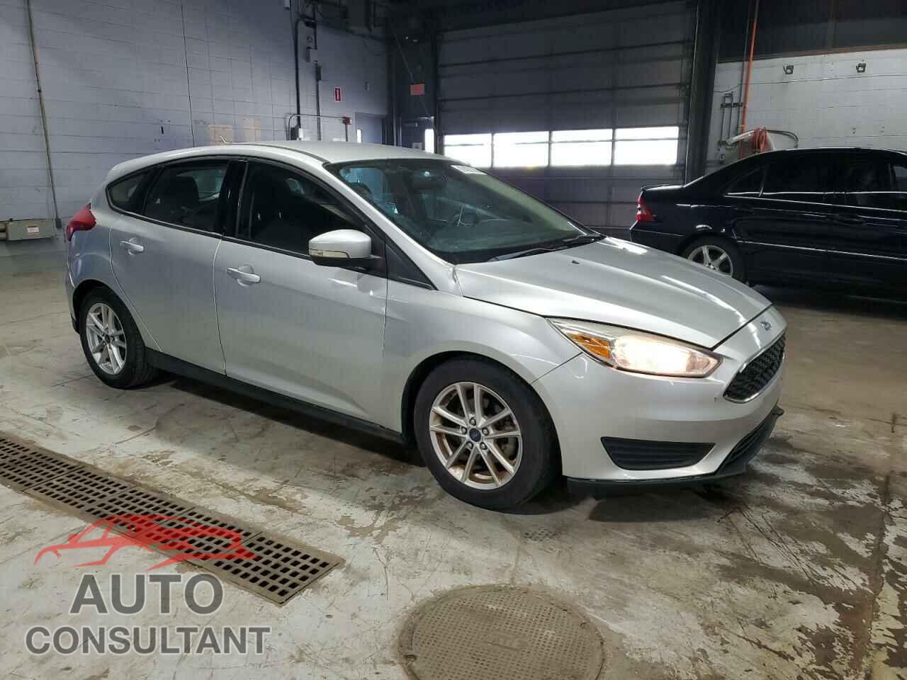 FORD FOCUS 2016 - 1FADP3K26GL259393