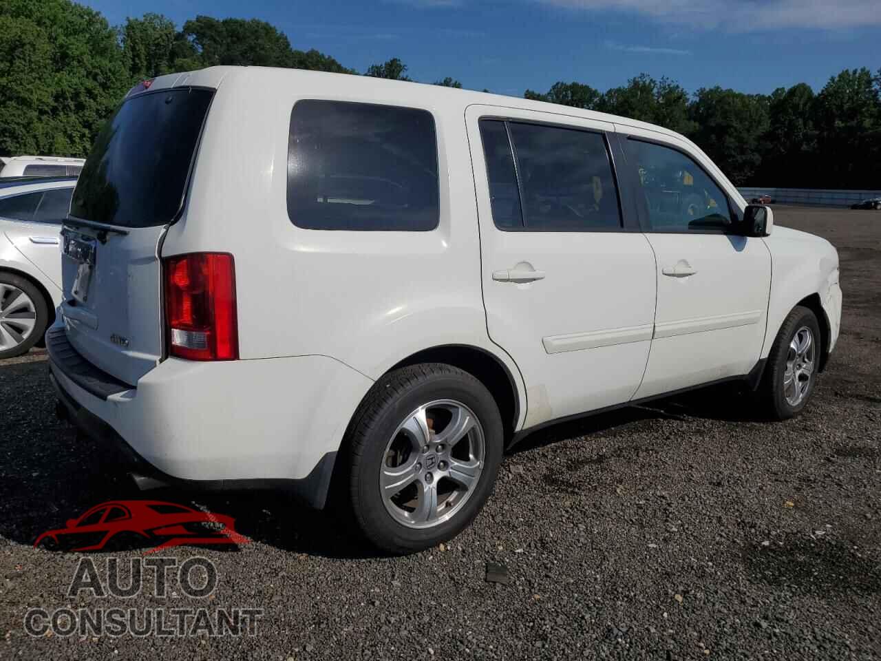 HONDA PILOT 2013 - 5FNYF4H77DB007206