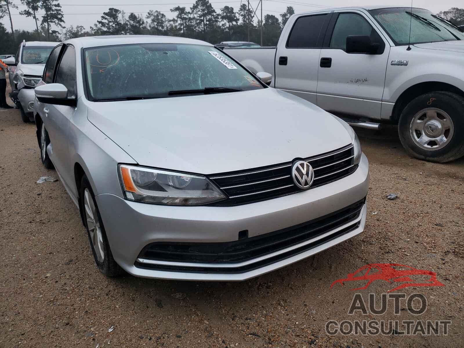 VOLKSWAGEN JETTA 2016 - 3VWD67AJ4GM328817