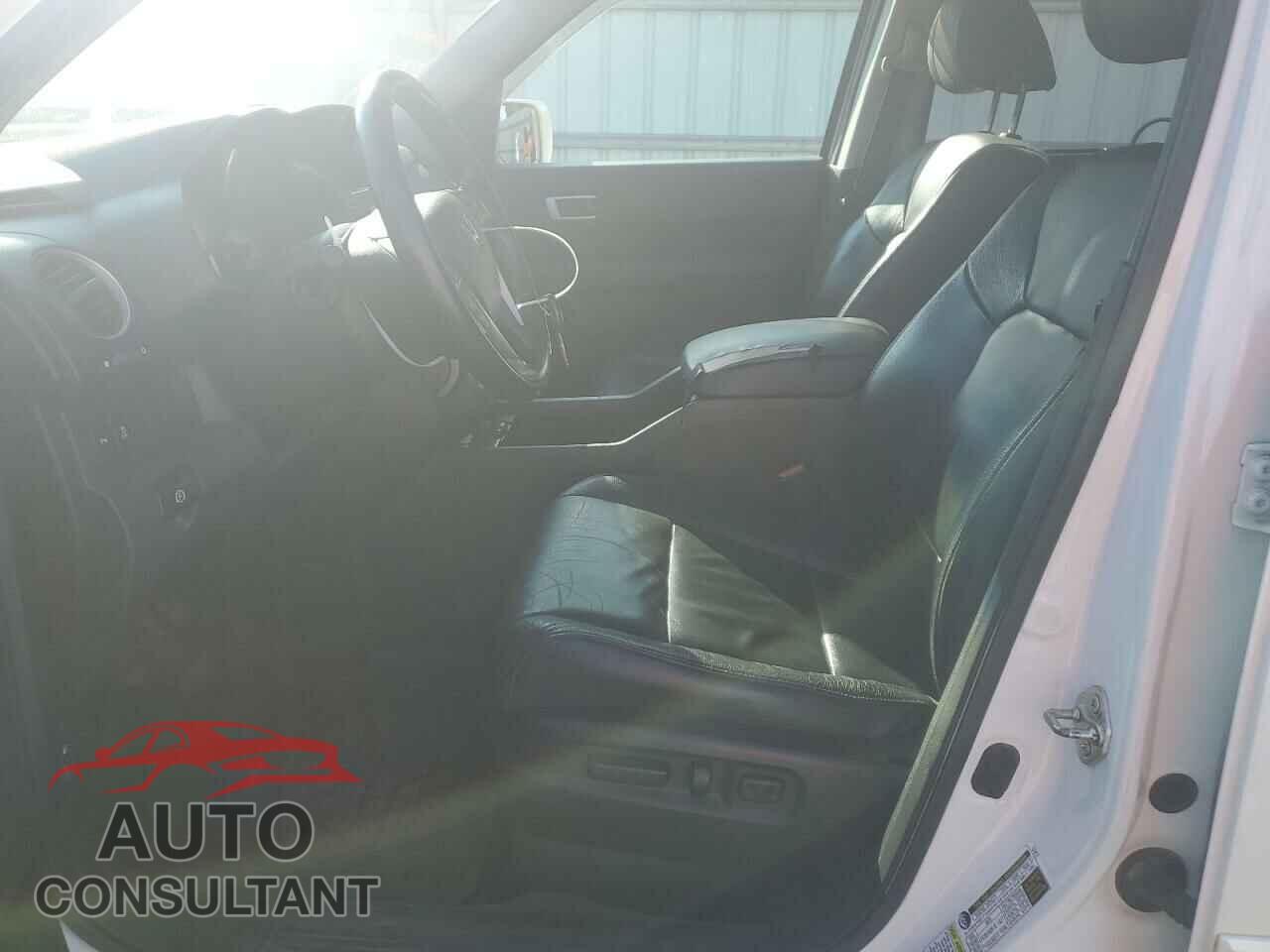 HONDA PILOT 2014 - 5FNYF4H96EB007765