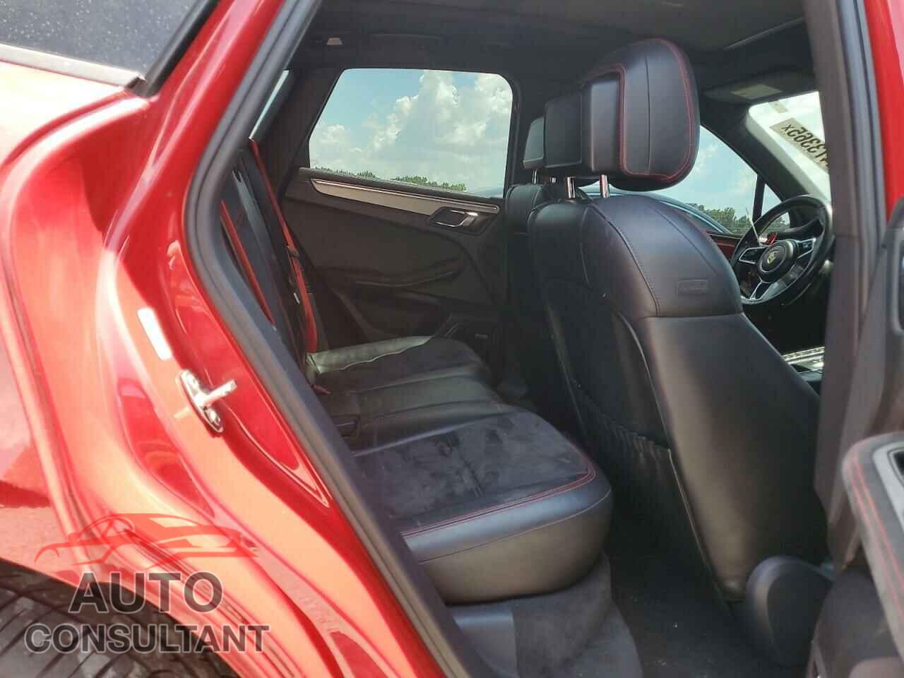 PORSCHE MACAN 2017 - WP1AG2A52HLB50061