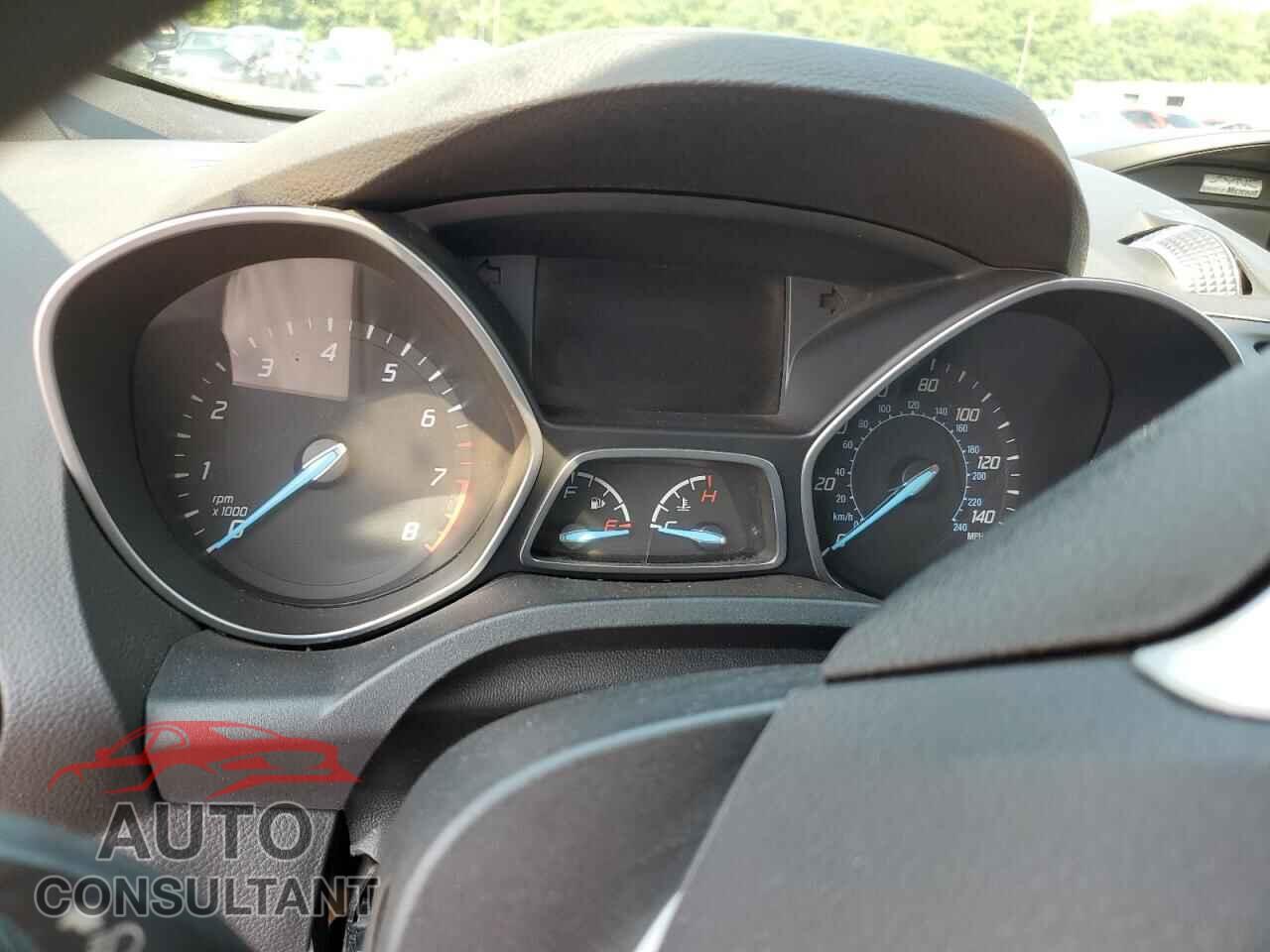 FORD ESCAPE 2014 - 1FMCU0GX8EUC04304