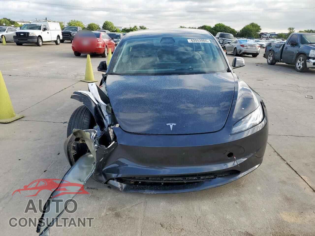 TESLA MODEL 3 2025 - 5YJ3E1EAXSF008181