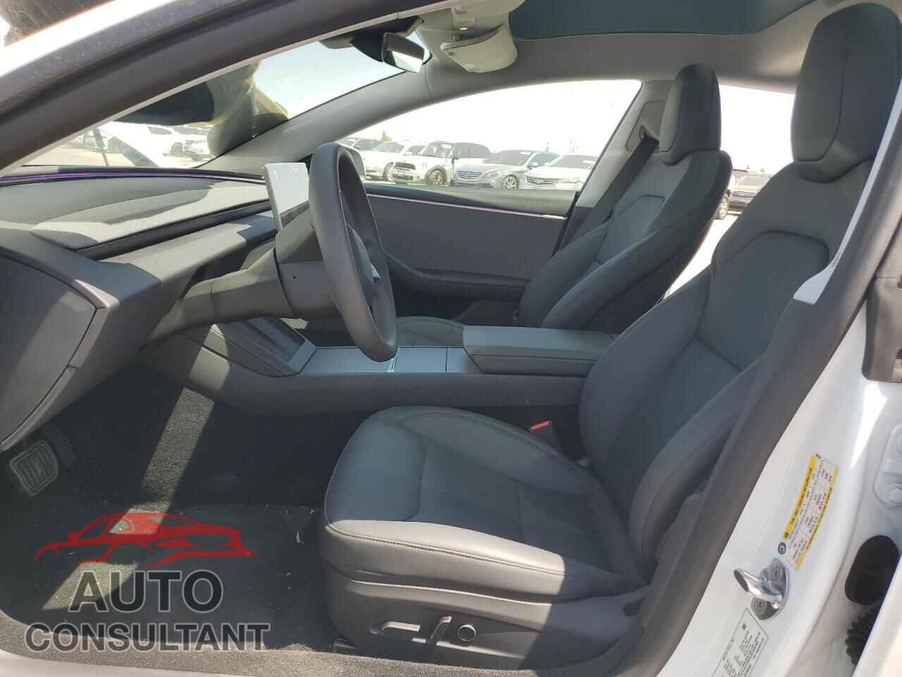 TESLA MODEL 3 2025 - 5YJ3E1EA1SF992532