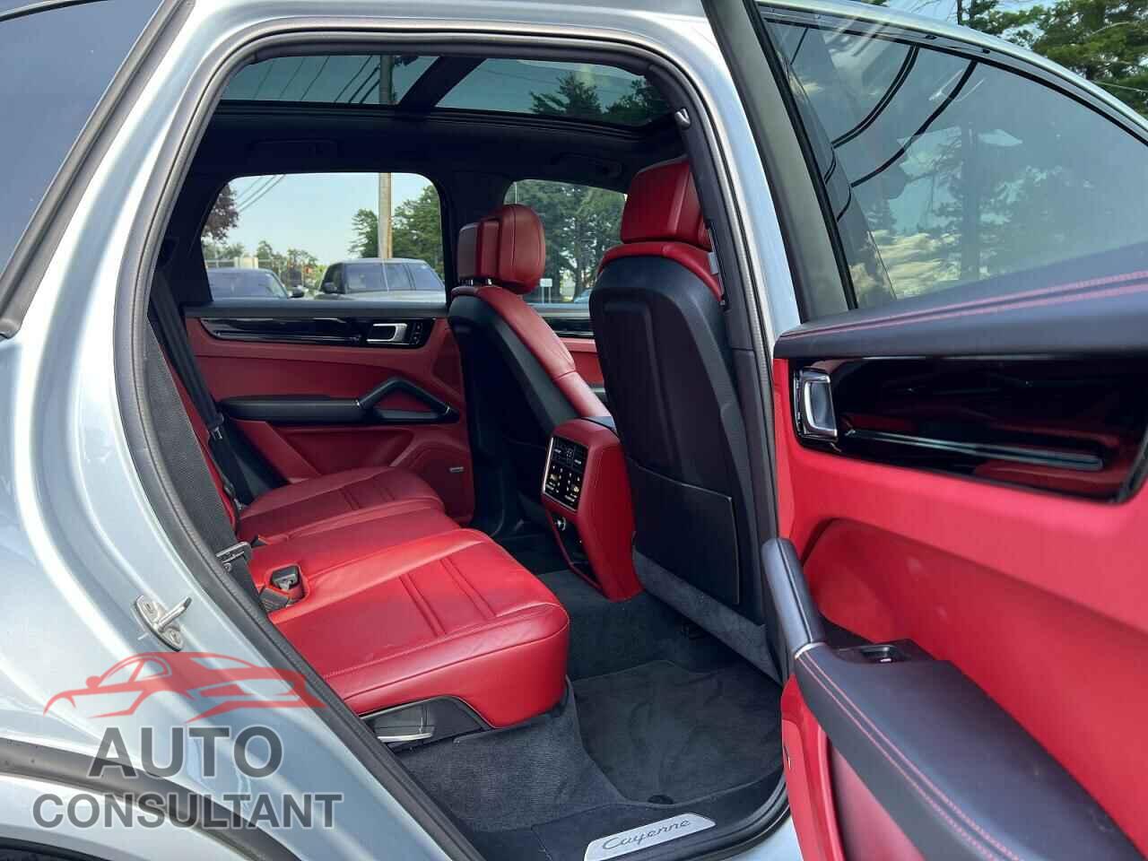 PORSCHE CAYENNE 2020 - WP1AA2AY2LDA09828