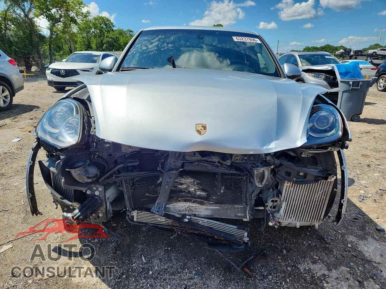 PORSCHE CAYENNE 2016 - WP1AD2A23GLA76792