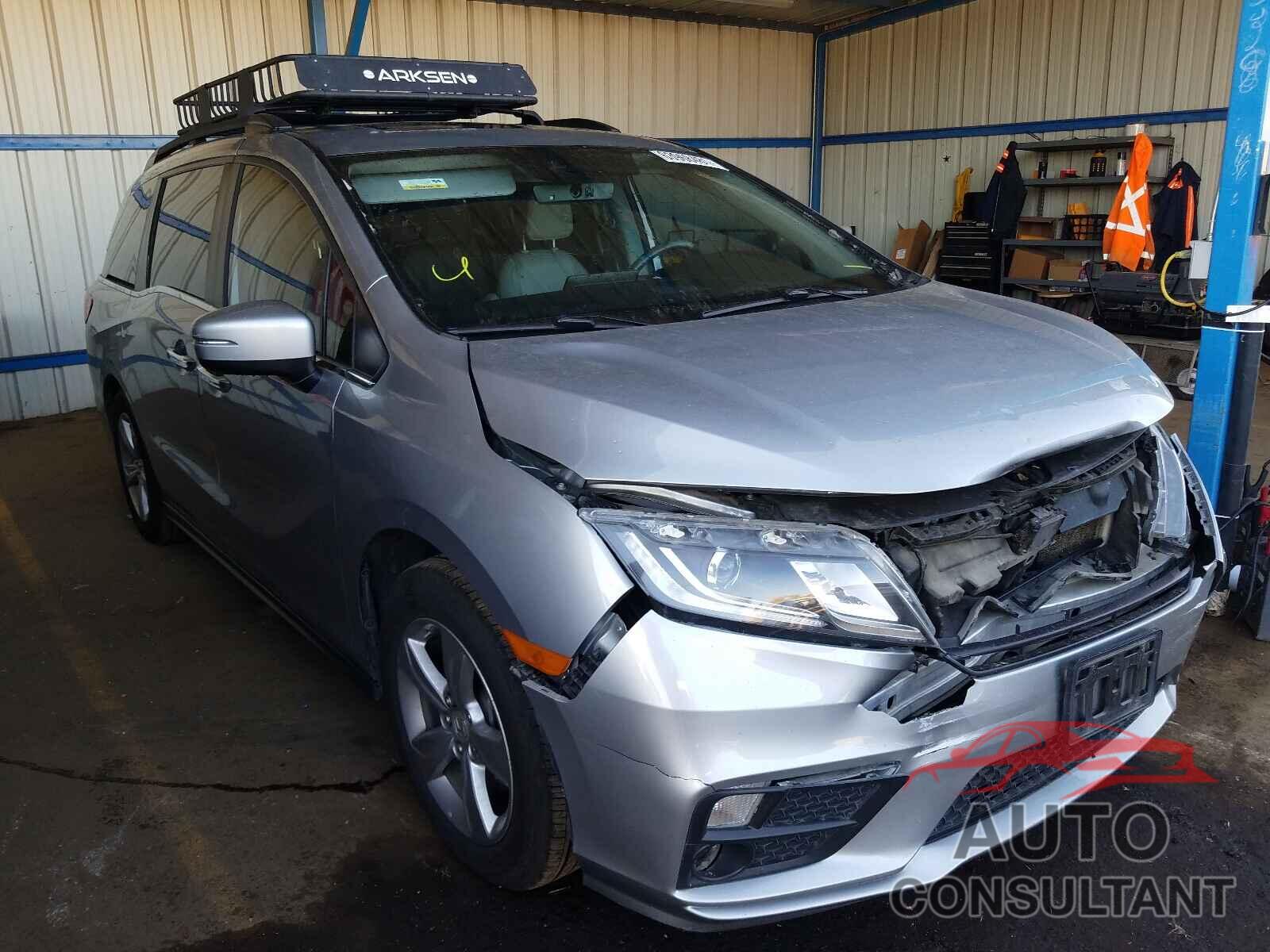 HONDA ODYSSEY 2018 - 5FNRL6H73JB070761