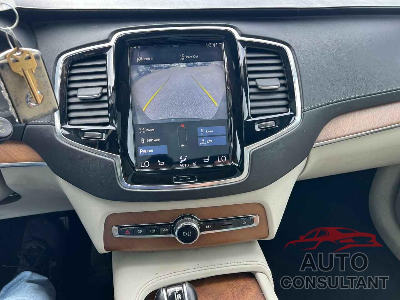 VOLVO XC90 2017 - YV4A22PL3H1171094