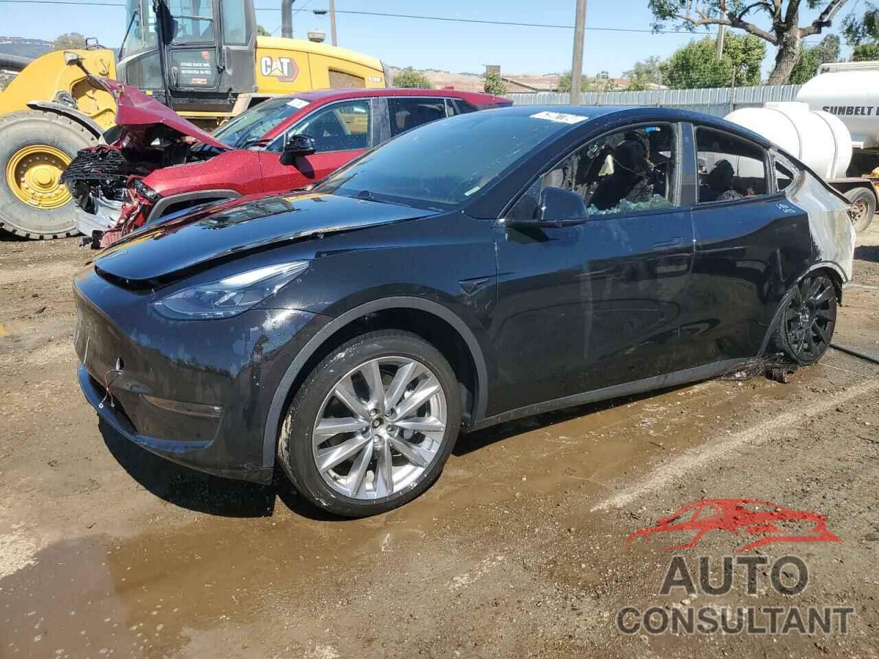 TESLA MODEL Y 2023 - 7SAYGDEE7PF627643