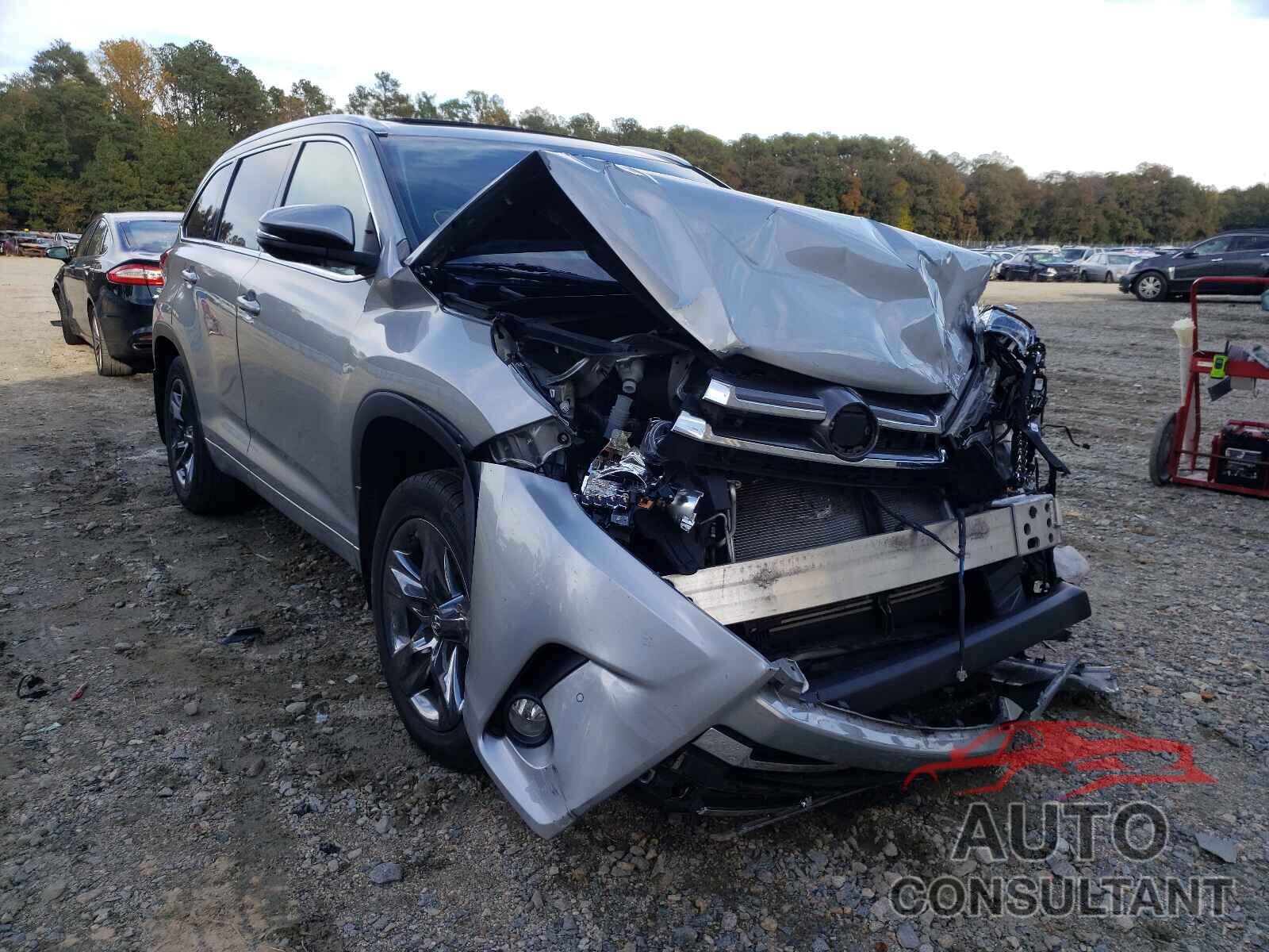 TOYOTA HIGHLANDER 2018 - 5TDDZRFH9JS877724