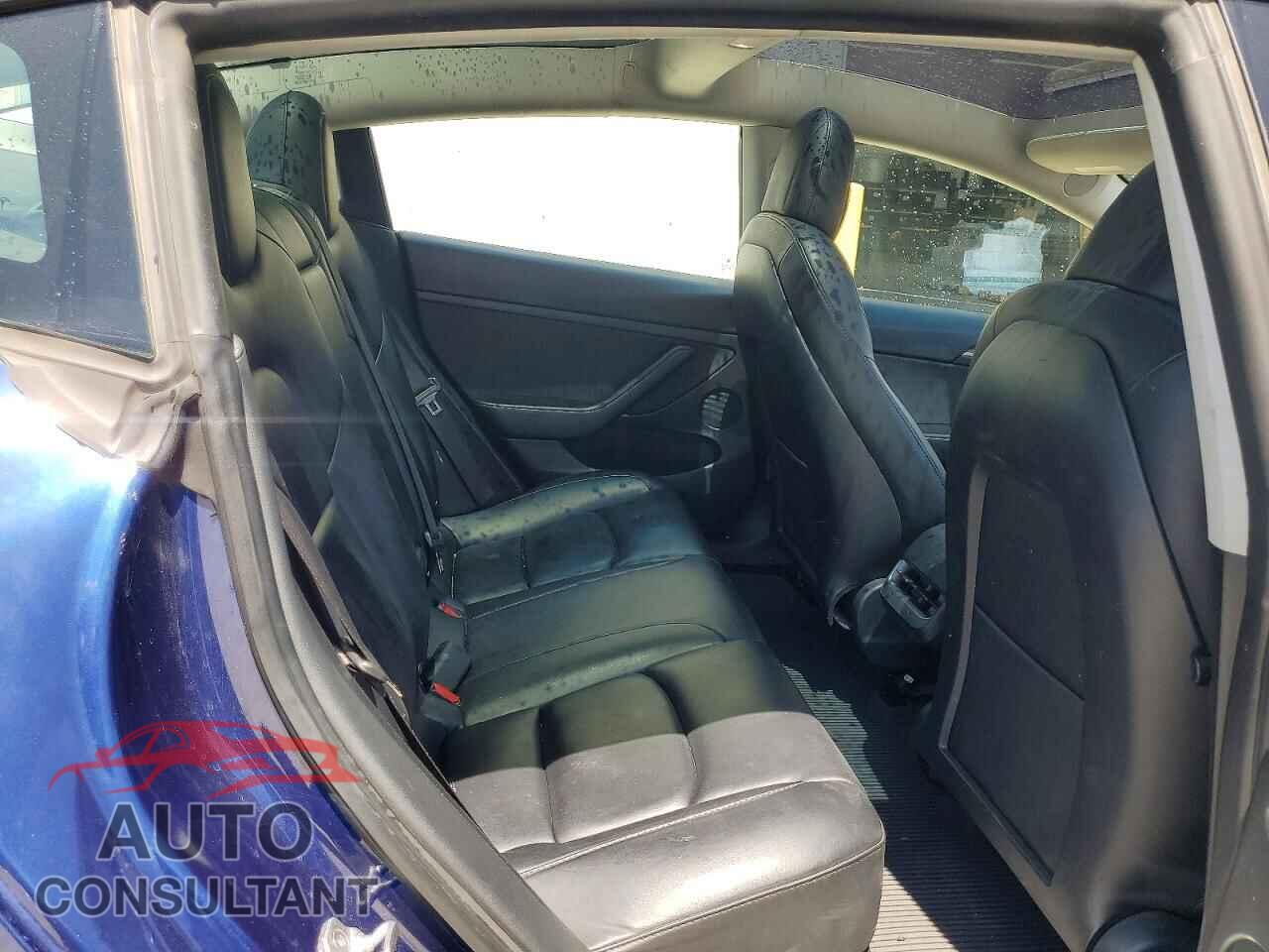 TESLA MODEL 3 2022 - 5YJ3E1EA6NF369895