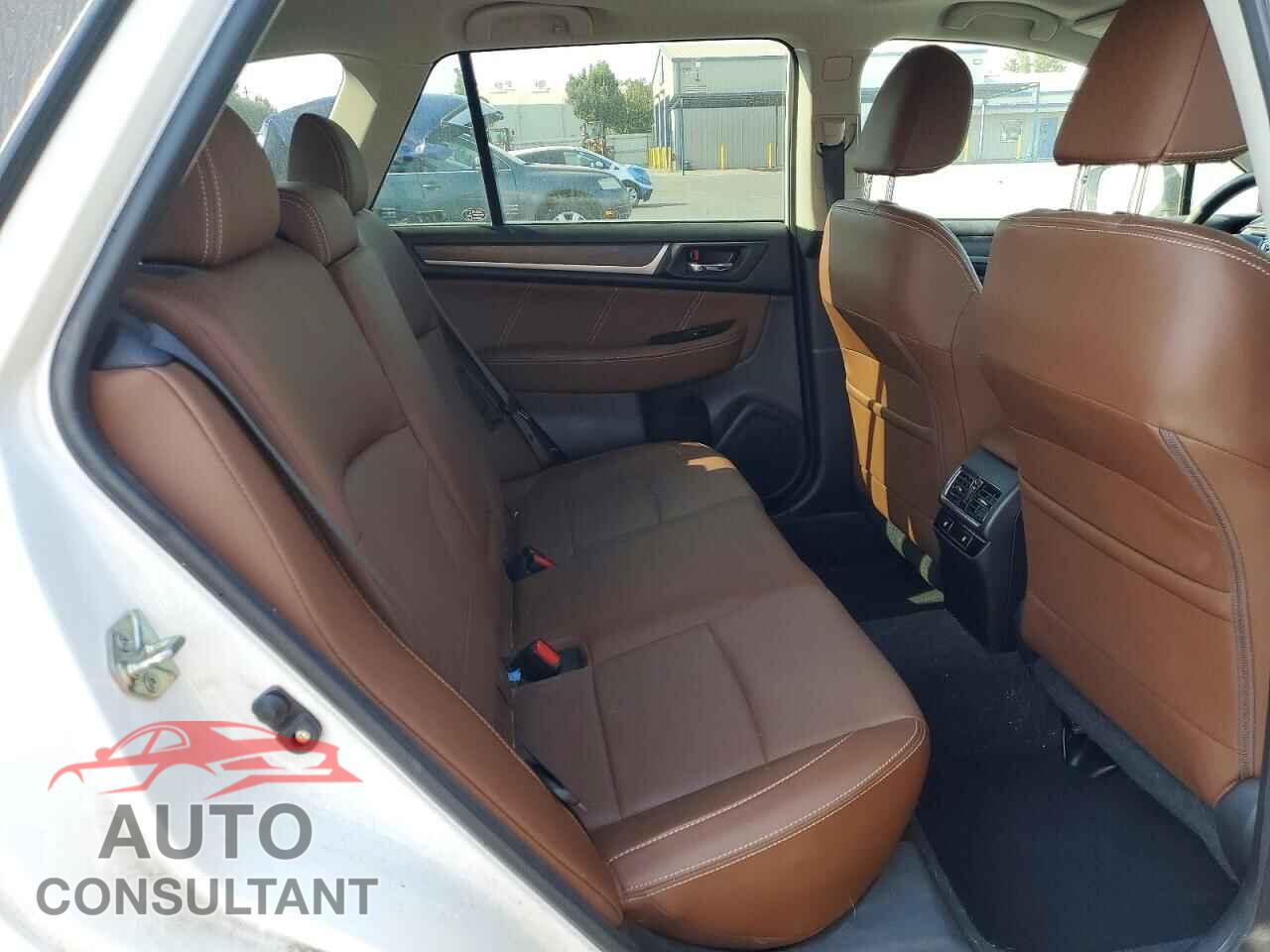 SUBARU OUTBACK 2017 - 4S4BSETC8H3351251