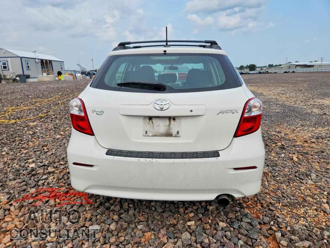 TOYOTA MATRIX 2011 - 2T1KU4EEXBC671130
