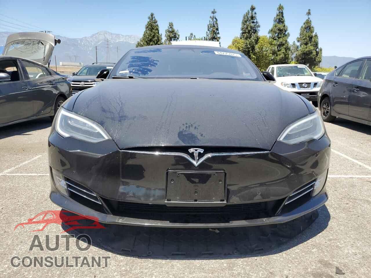 TESLA MODEL S 2017 - 5YJSA1E26HF220892