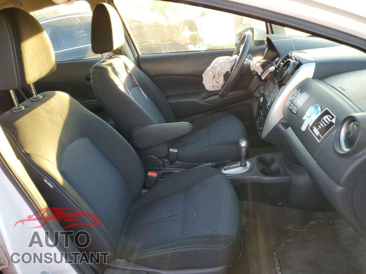 NISSAN VERSA 2016 - 3N1CE2CP2GL393177