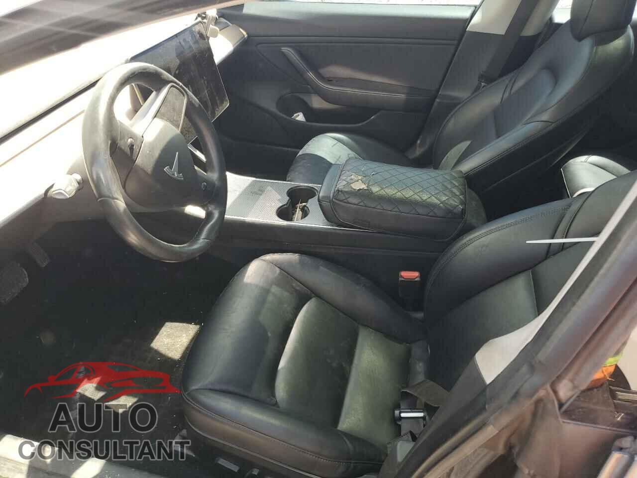 TESLA MODEL 3 2018 - 5YJ3E1EB9JF104200