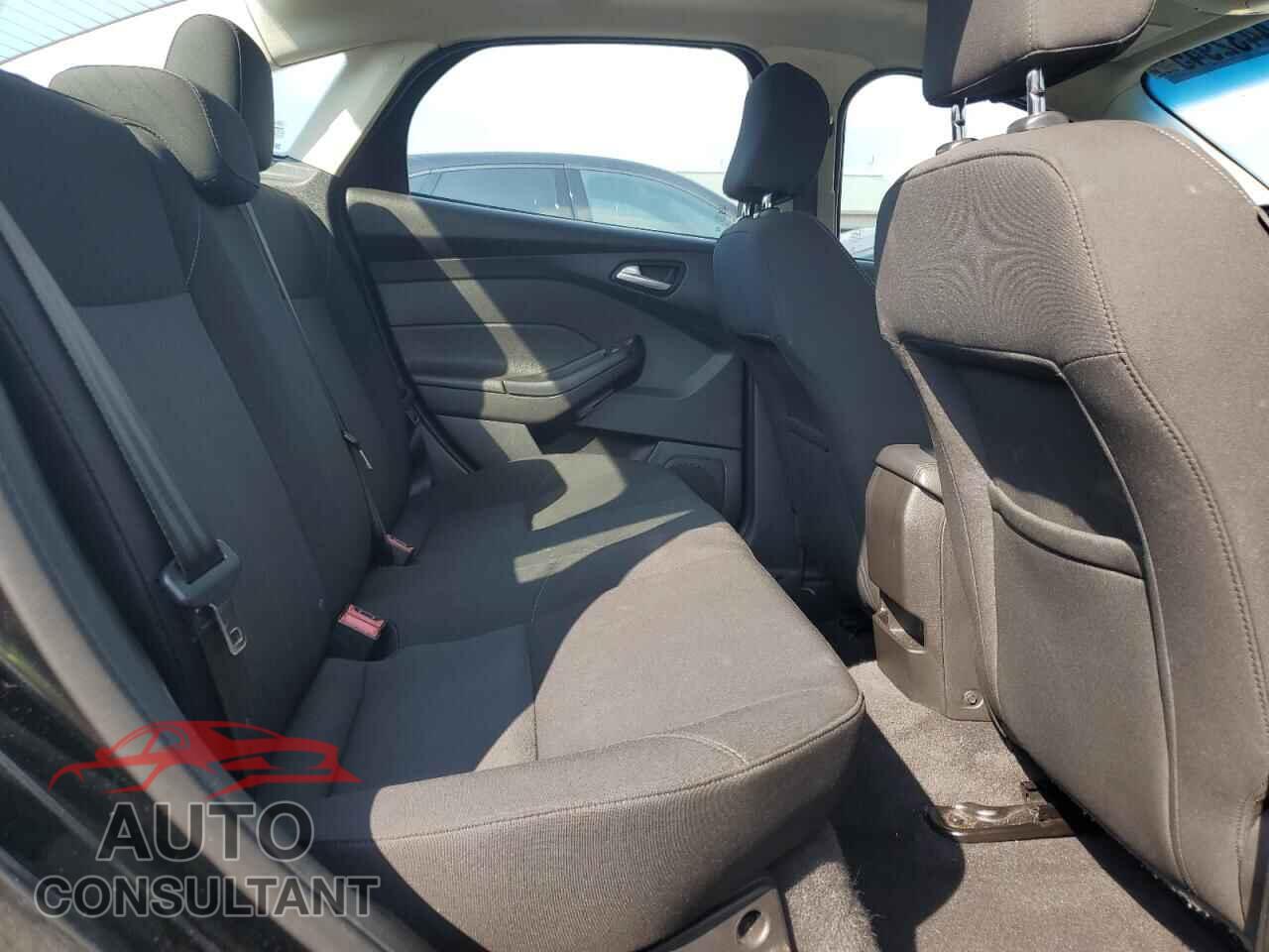 FORD FOCUS 2016 - 1FADP3FE3GL228283