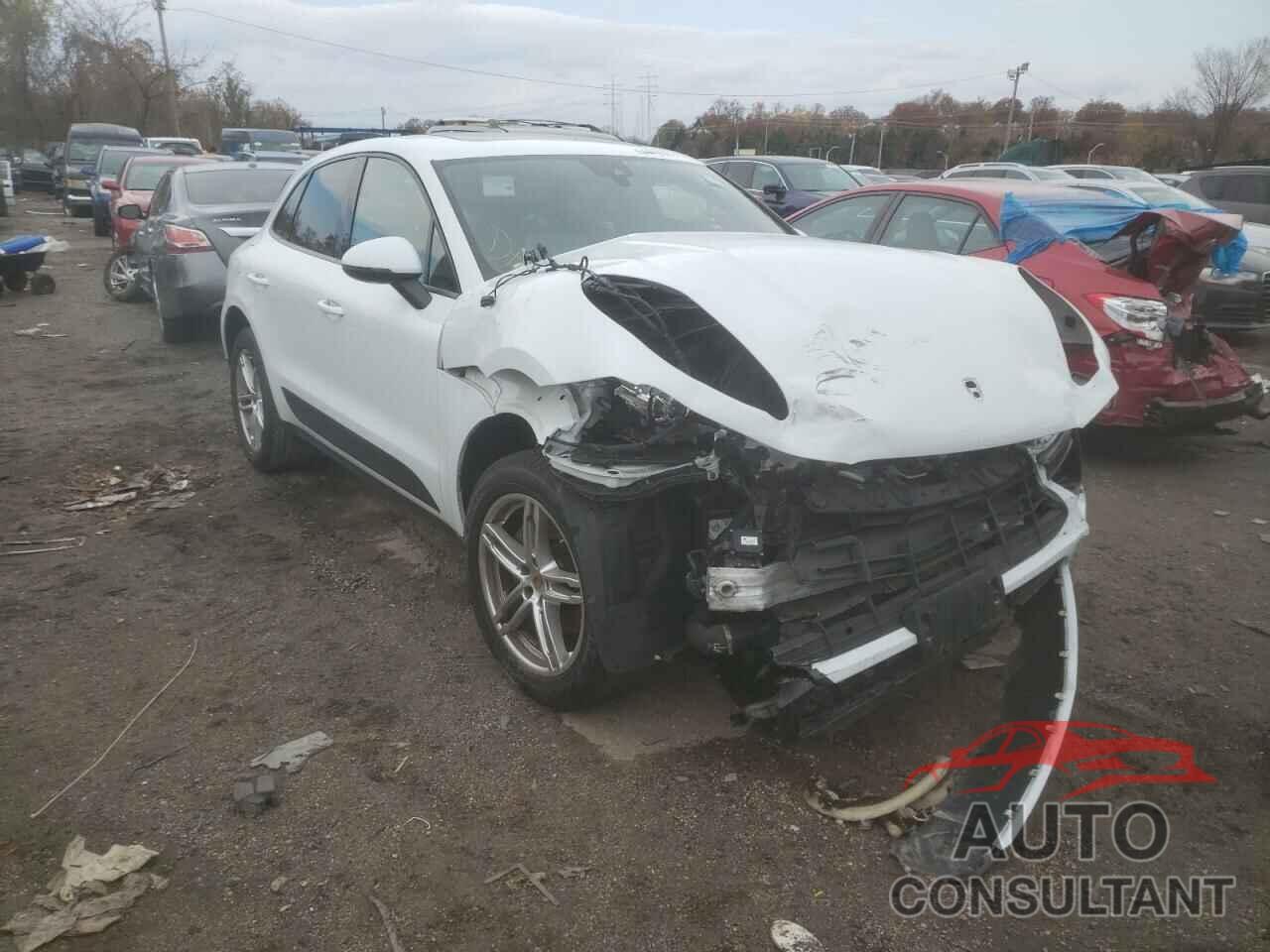 PORSCHE MACAN 2018 - WP1AA2A55JLB00357