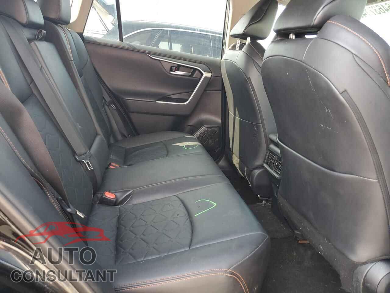 TOYOTA RAV4 2021 - 2T3J1RFV0MW202055