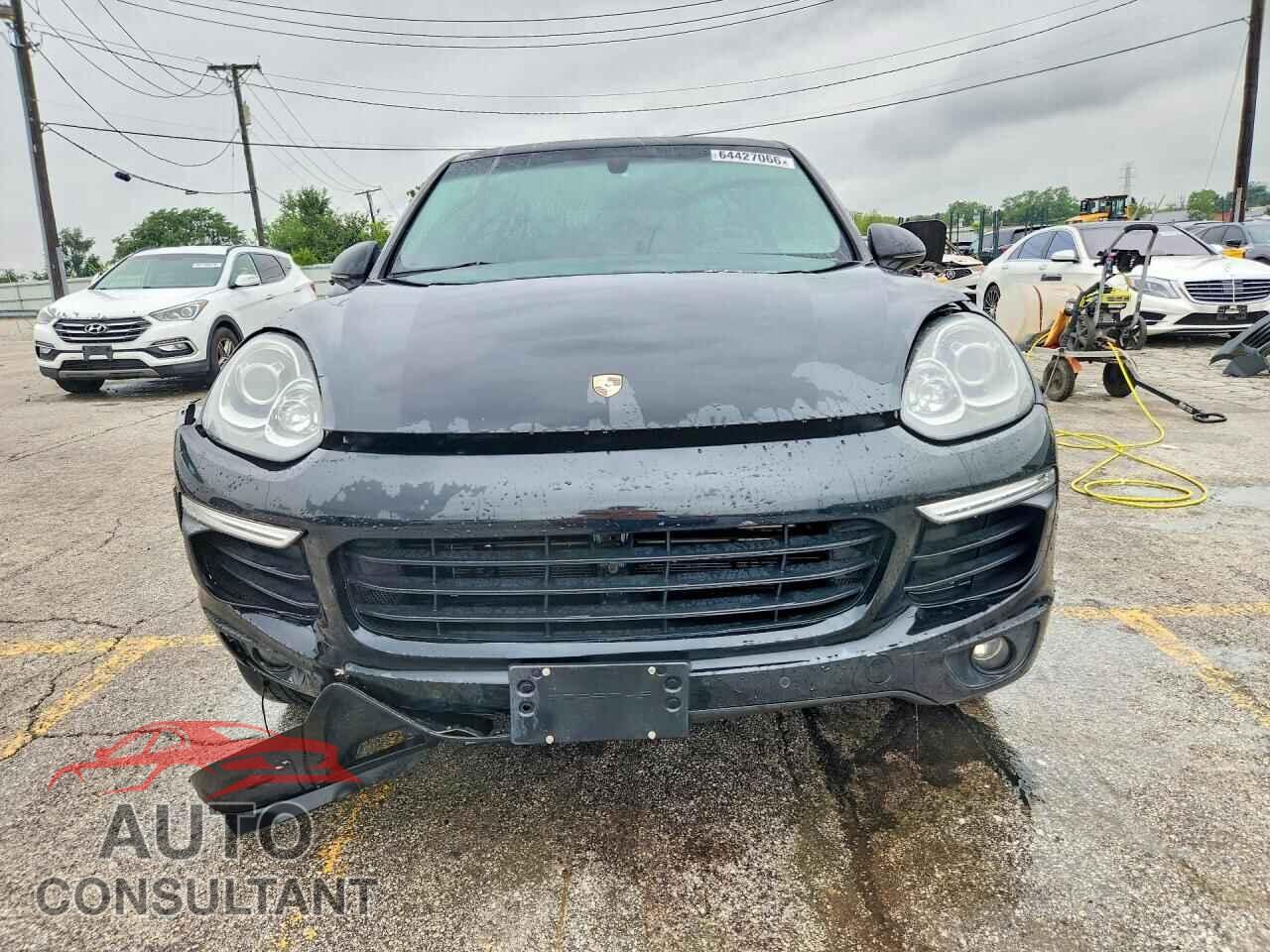 PORSCHE CAYENNE 2016 - WP1AA2A21GLA10962