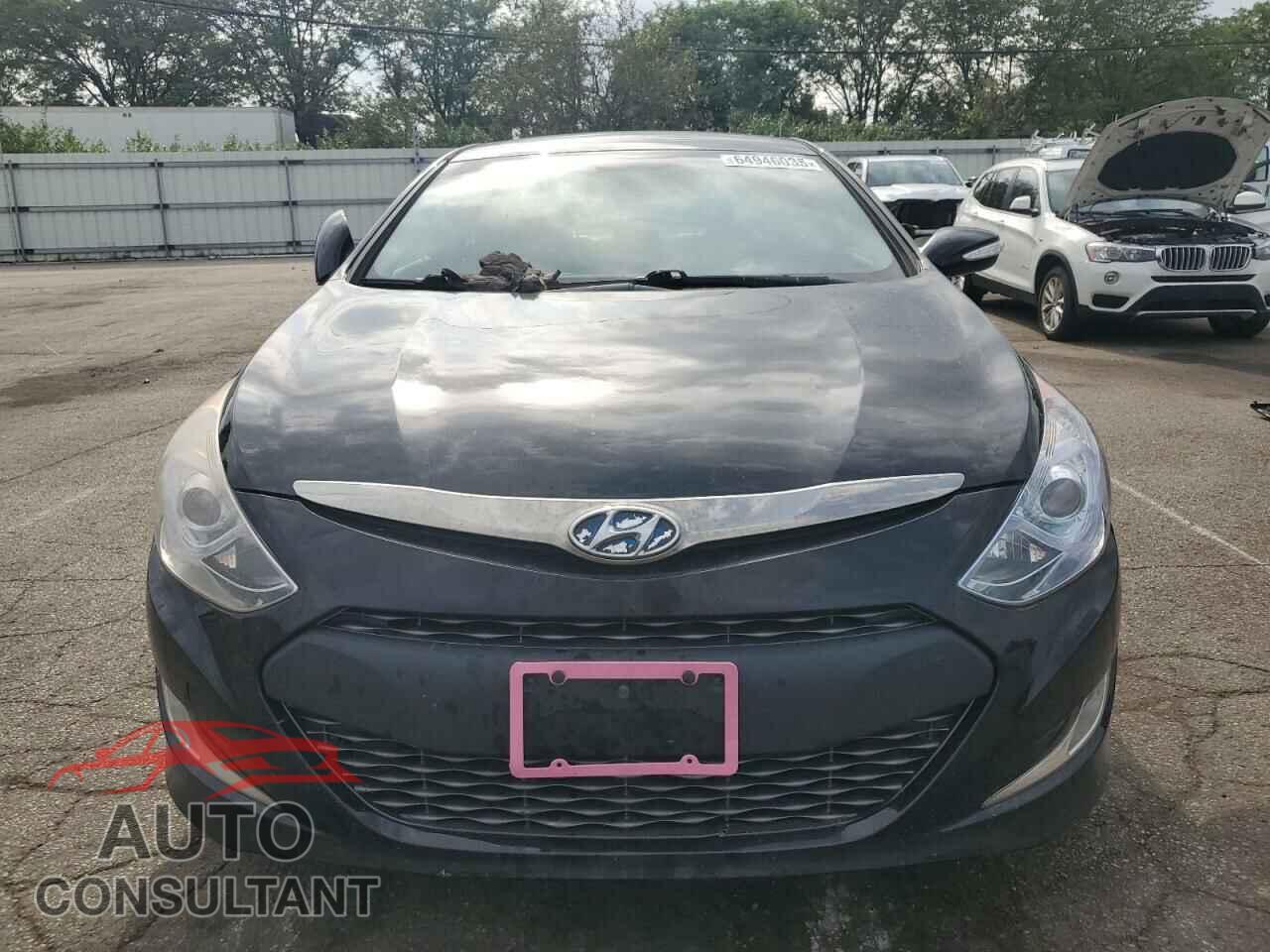 HYUNDAI SONATA 2013 - KMHEC4A45DA096807