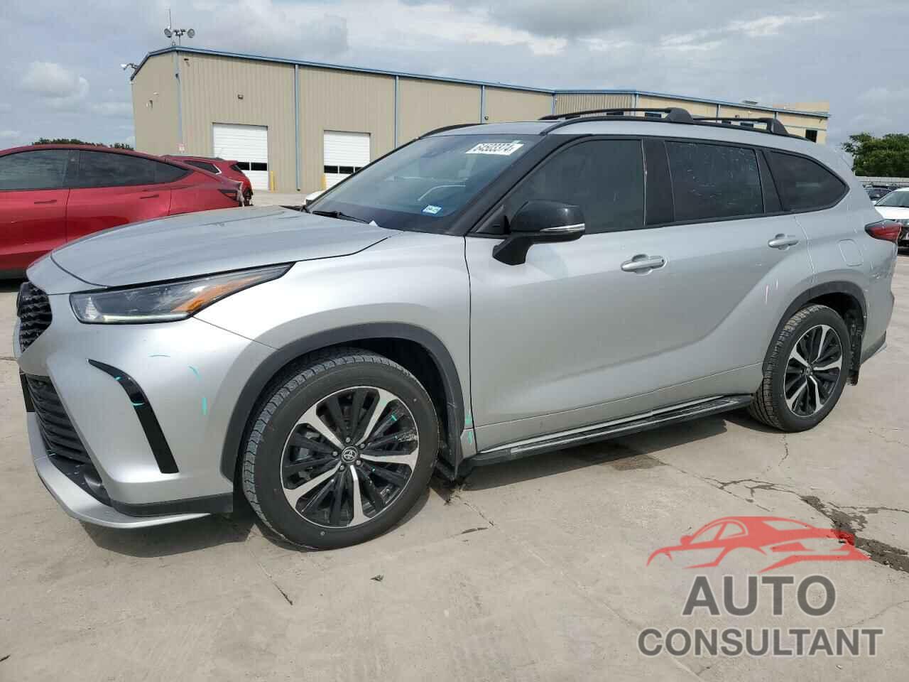 TOYOTA HIGHLANDER 2021 - 5TDLZRAH2MS089312