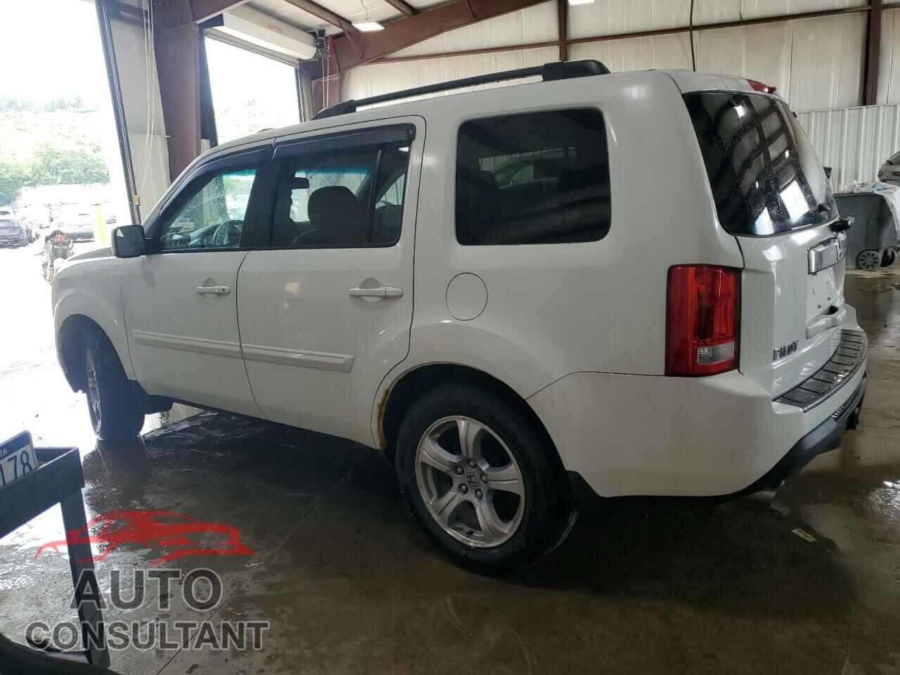 HONDA PILOT 2013 - 5FNYF4H7XDB007183