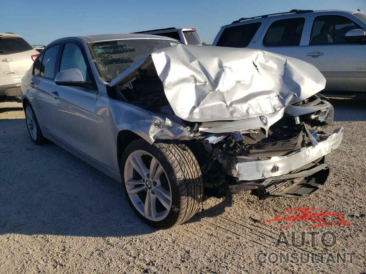 BMW 3 SERIES 2016 - WBA8E1G50GNU10805