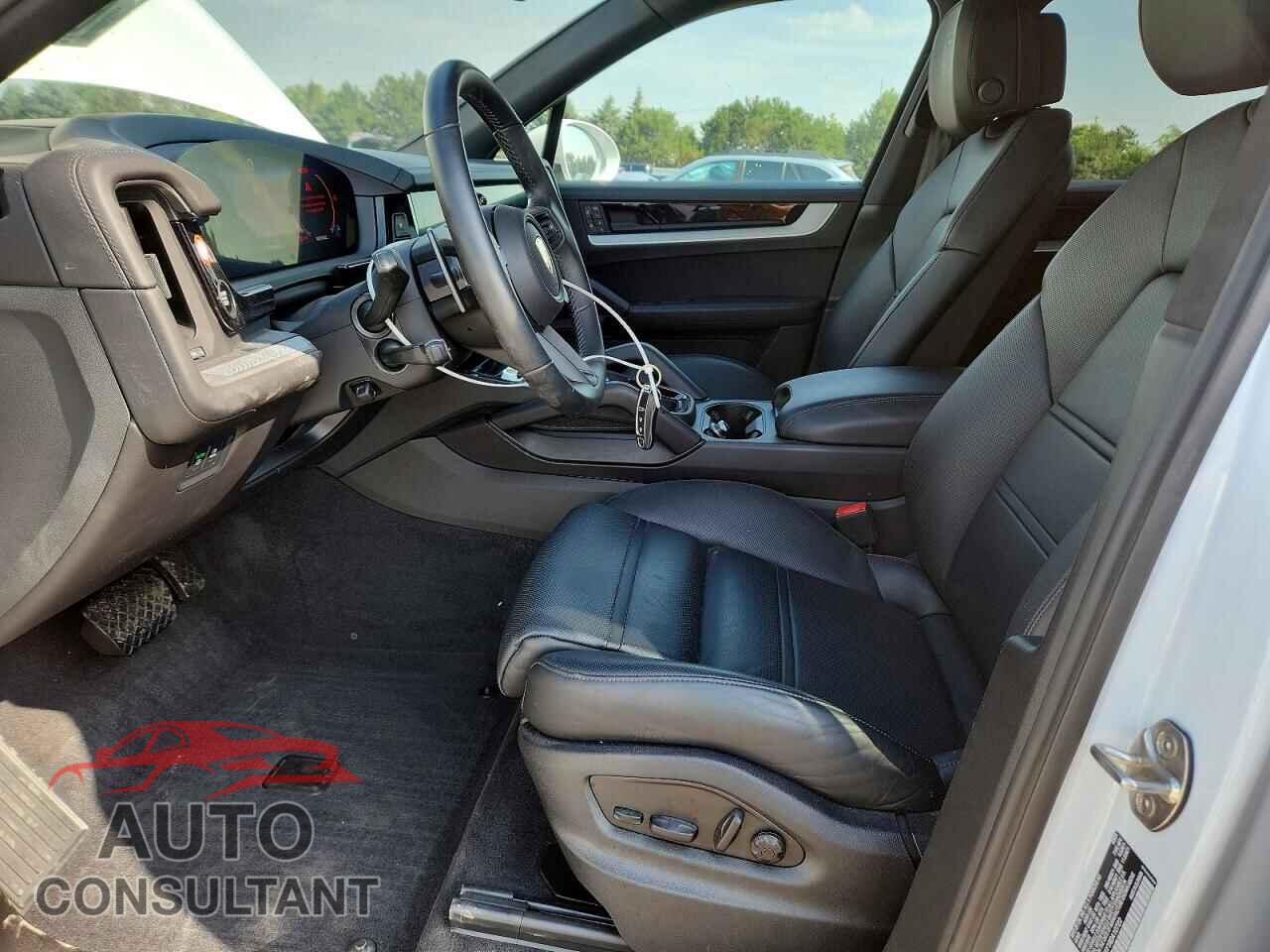 PORSCHE CAYENNE 2024 - WP1AA2AY1RDA10722