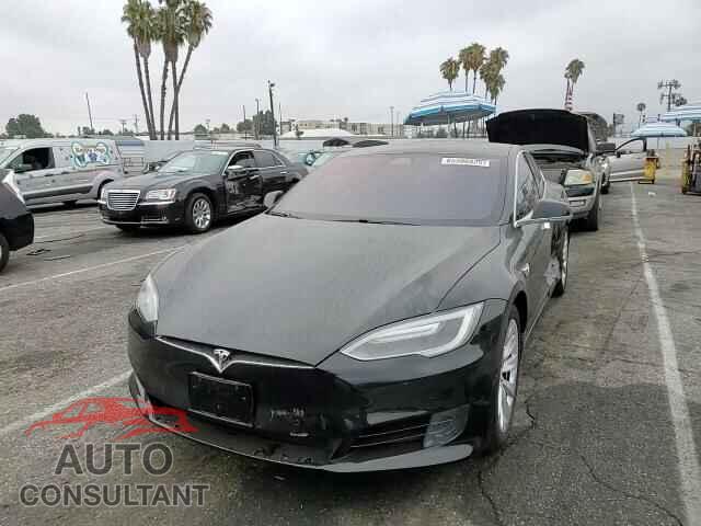 TESLA MODEL S 2017 - 5YJSA1E17HF202070