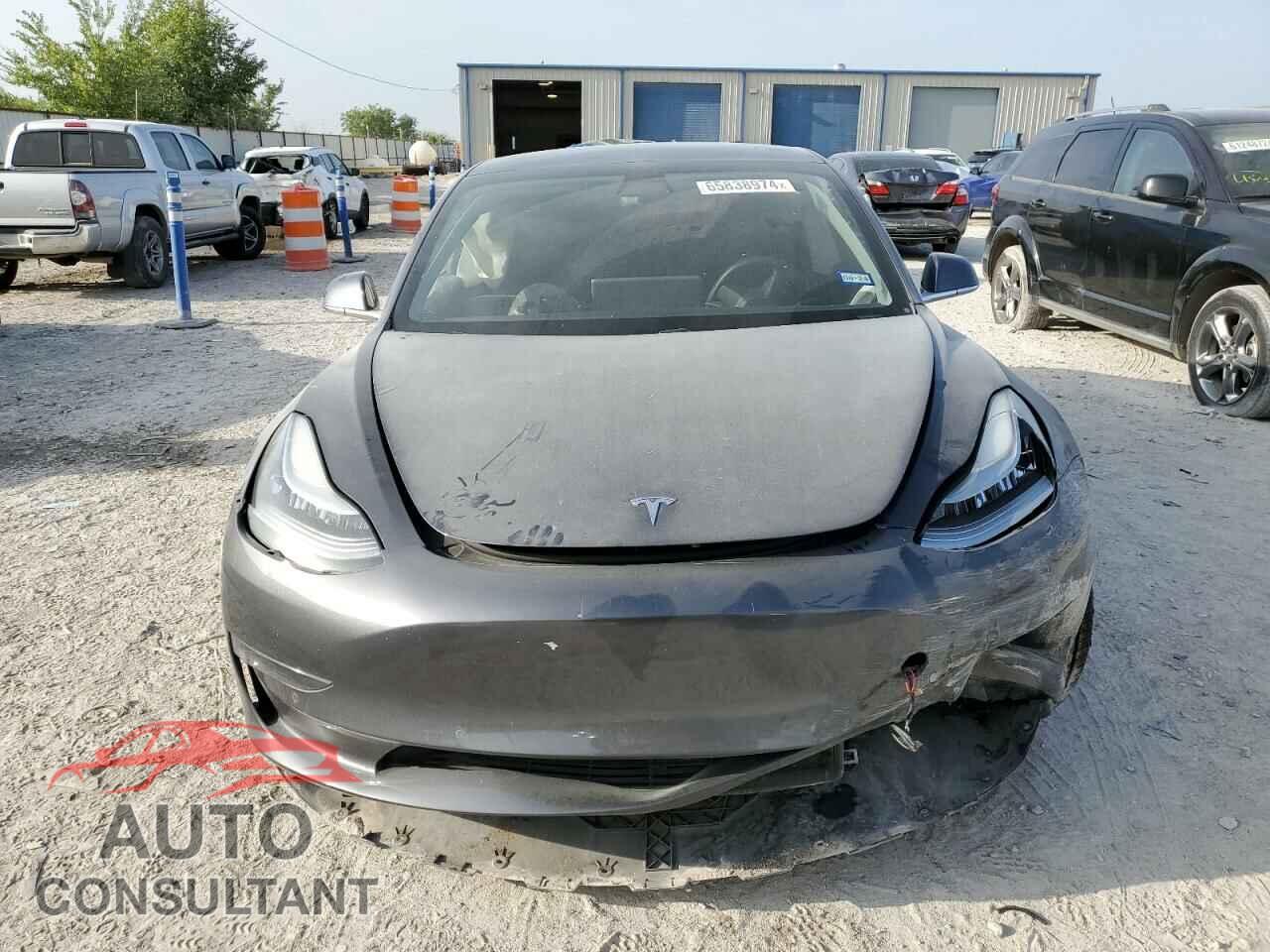TESLA MODEL 3 2020 - 5YJ3E1EB5LF647496