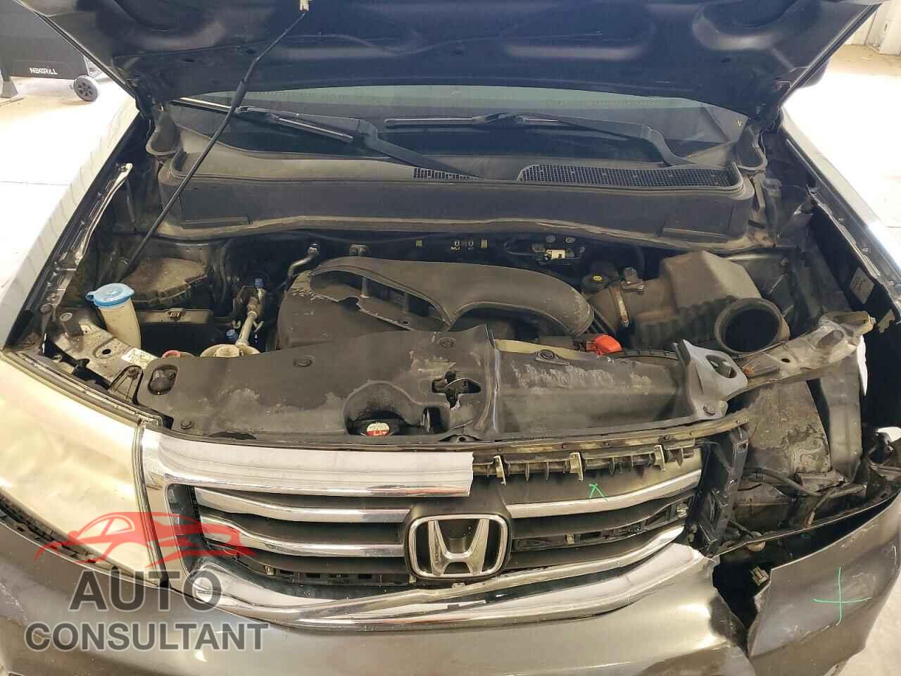 HONDA PILOT 2013 - 5FNYF4H72DB019795