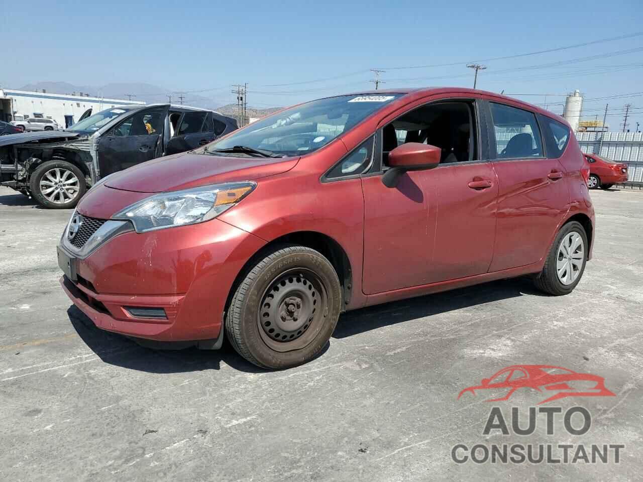 NISSAN VERSA 2018 - 3N1CE2CP4JL351777