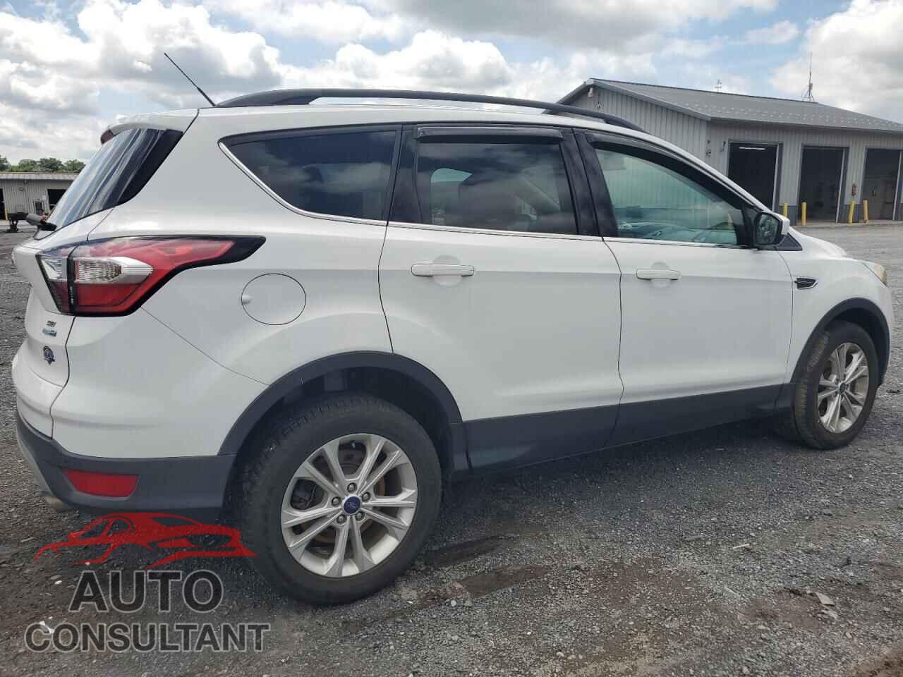 FORD ESCAPE 2017 - 1FMCU9G95HUB82983