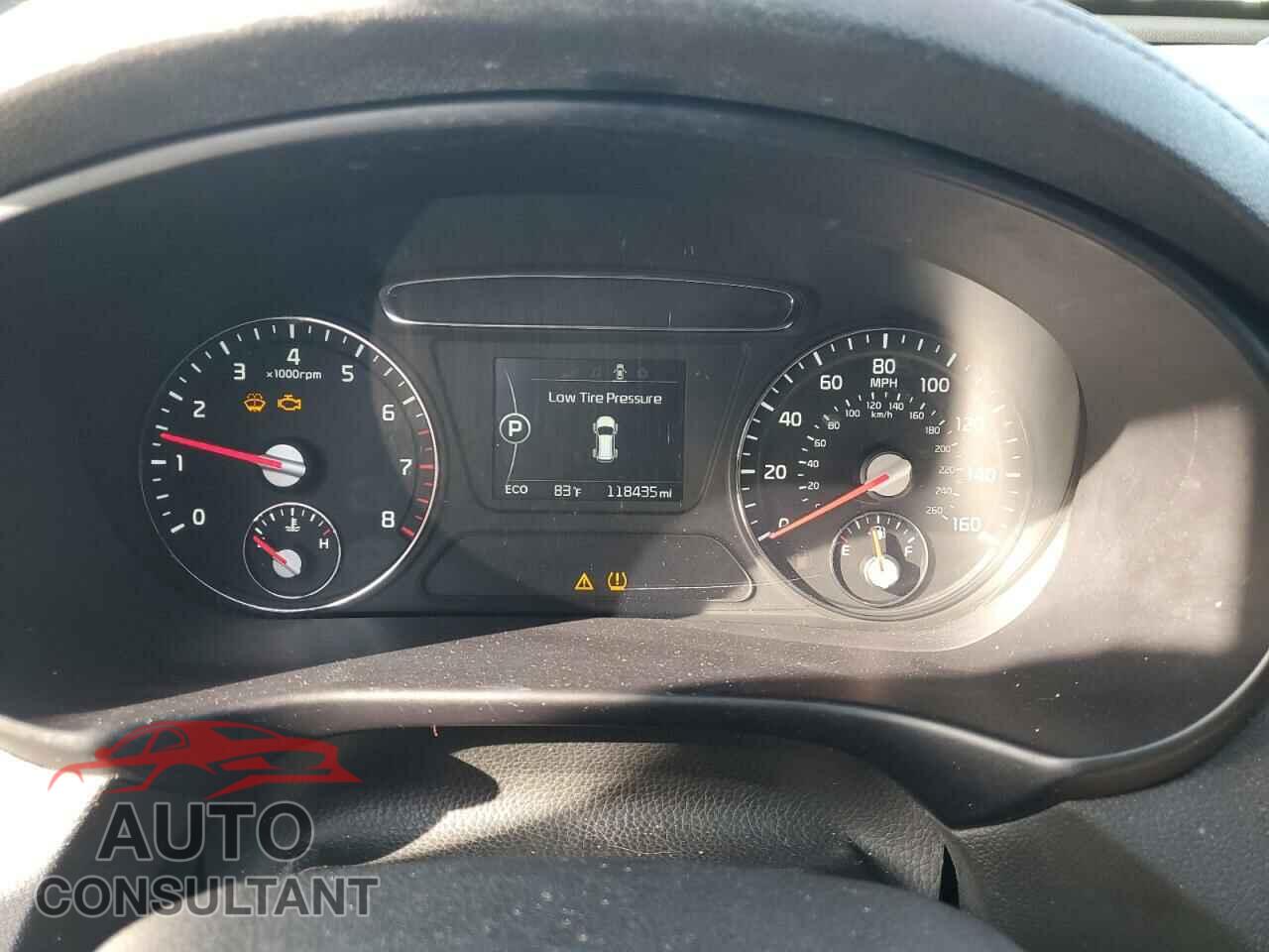 KIA SORENTO 2017 - 5XYPGDA32HG261002