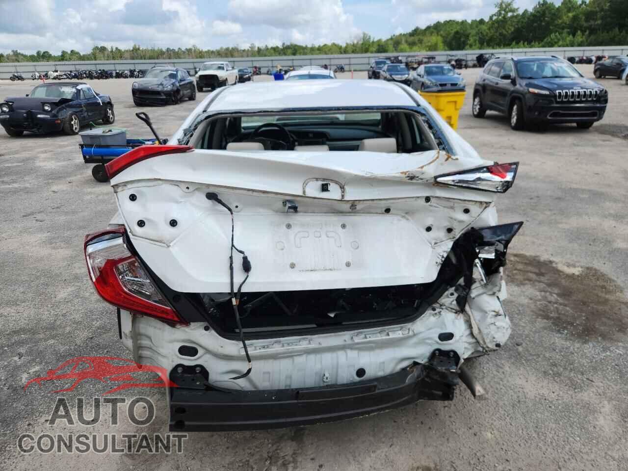 HONDA CIVIC 2019 - 2HGFC2F68KH572409
