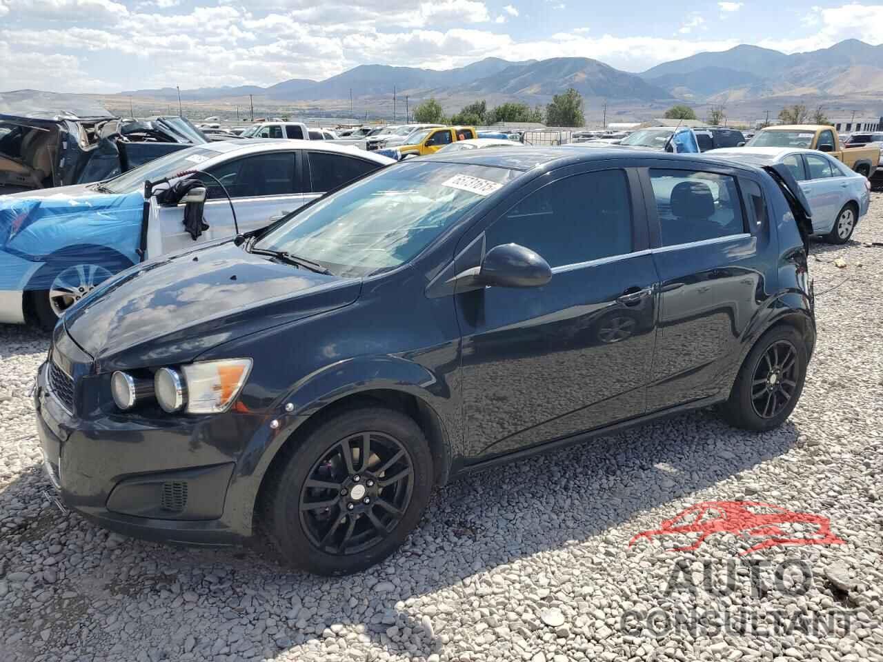 CHEVROLET SONIC 2013 - 1G1JC6SBXD4138827