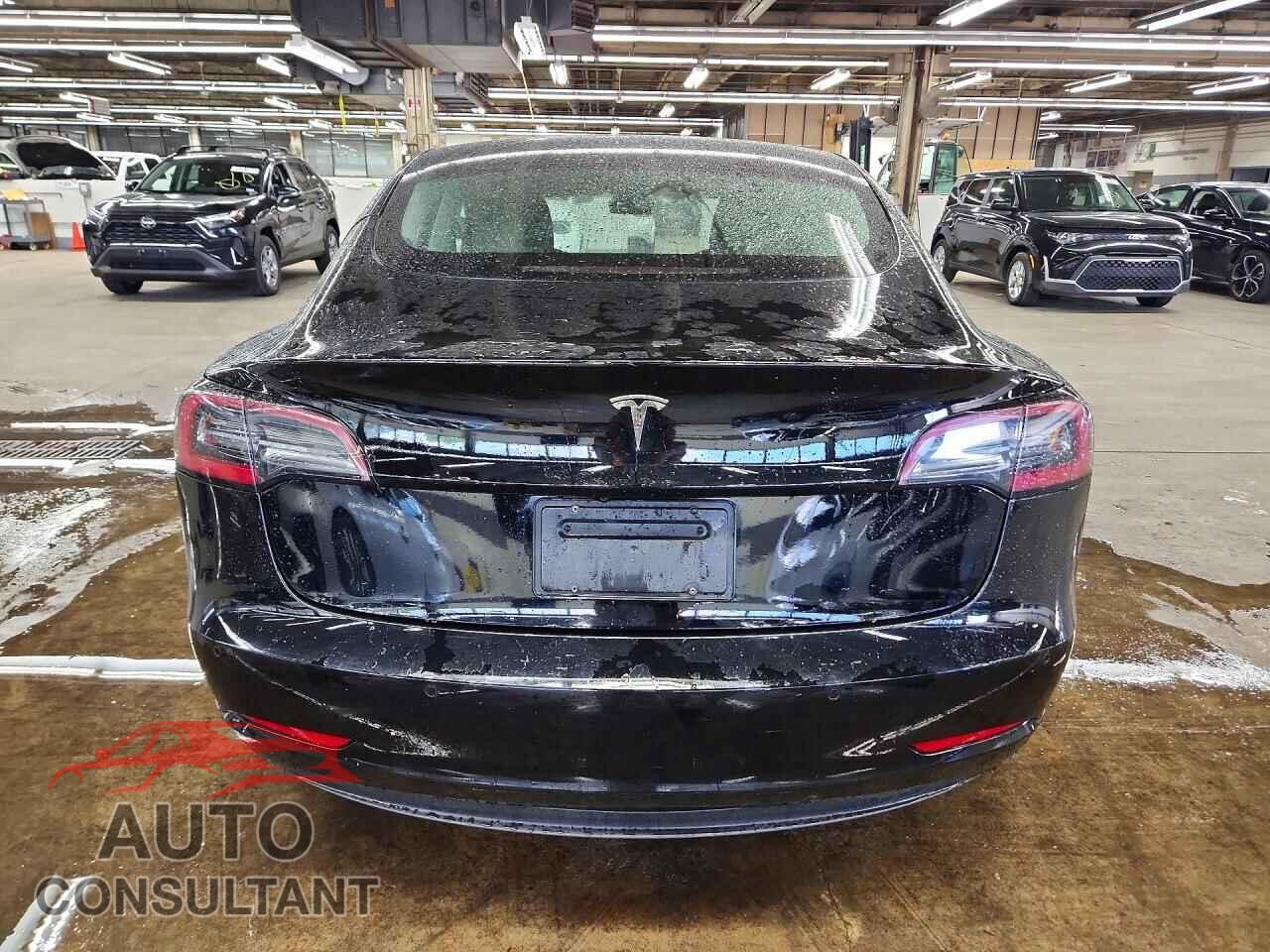 TESLA MODEL 3 2022 - 5YJ3E1EA6NF288007