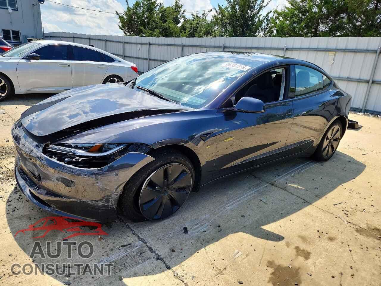 TESLA MODEL 3 2024 - 5YJ3E1EA9RF769469