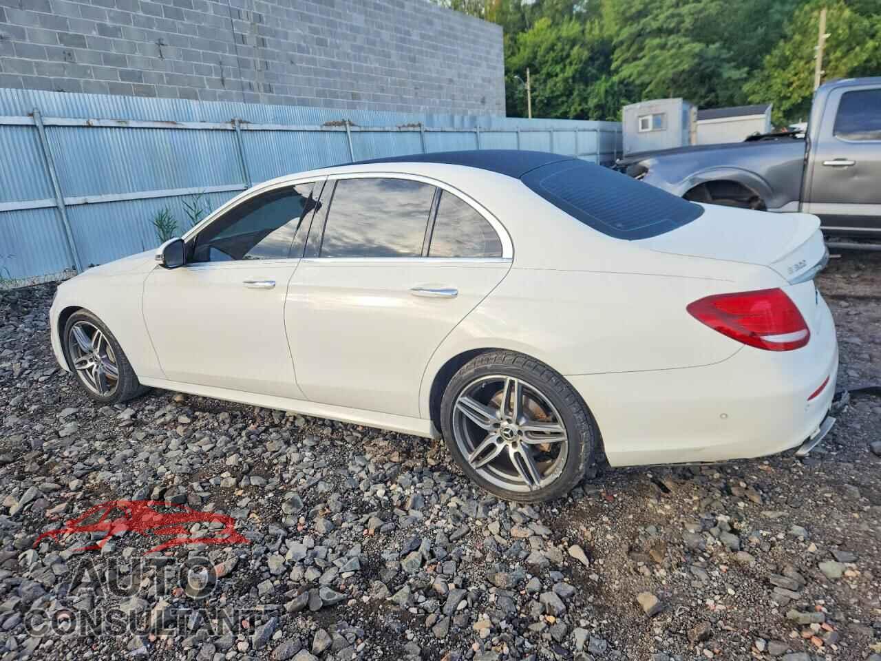 MERCEDES-BENZ E-CLASS 2018 - WDDZF4KB4JA467922